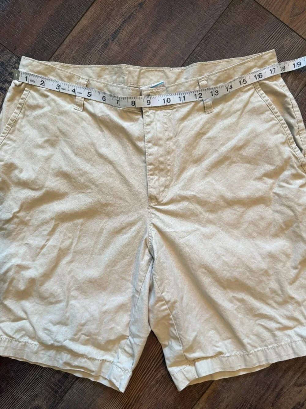 Columbia details brand
